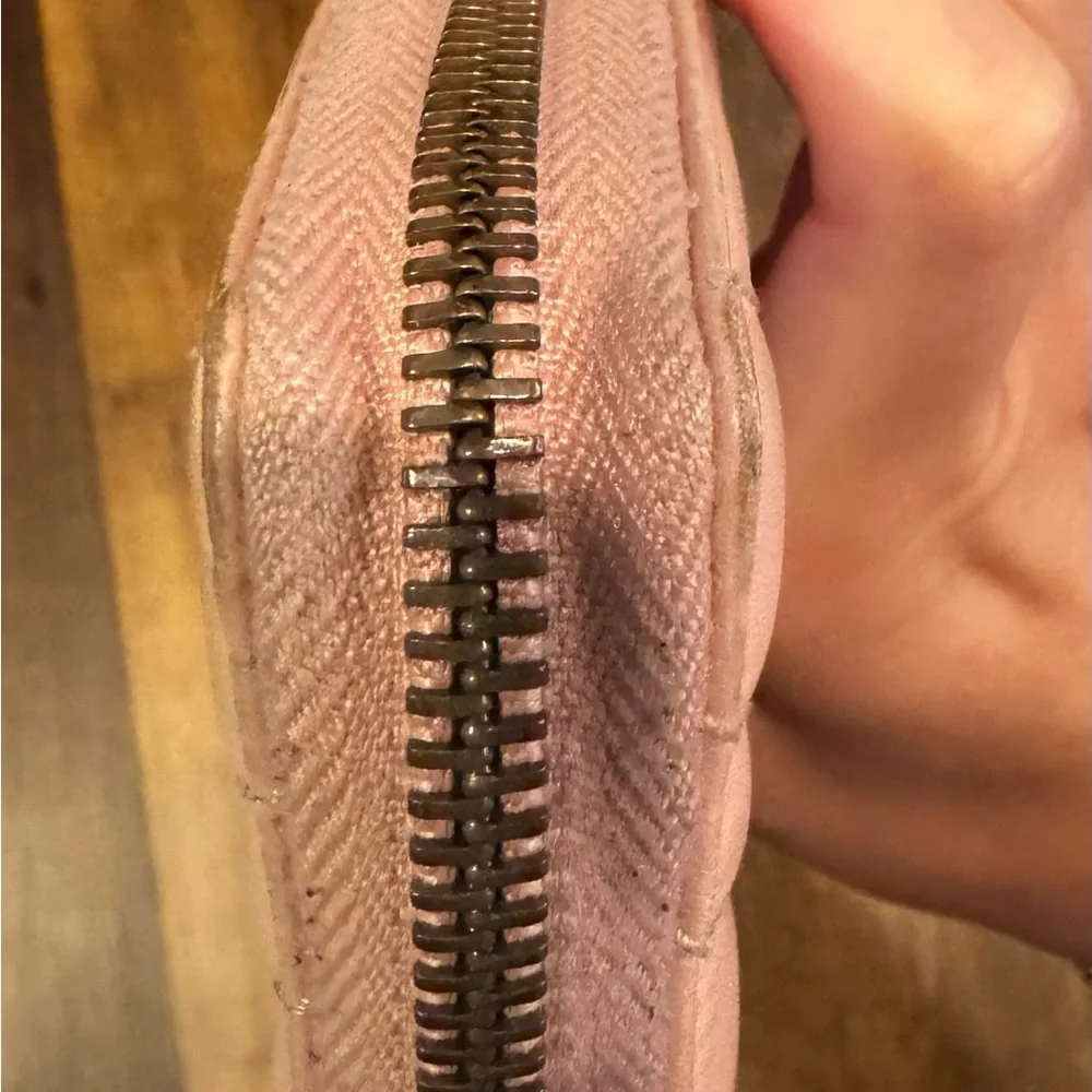 Gucci Pink Marmont Leather Zip Around Wallet - Full Inclusion